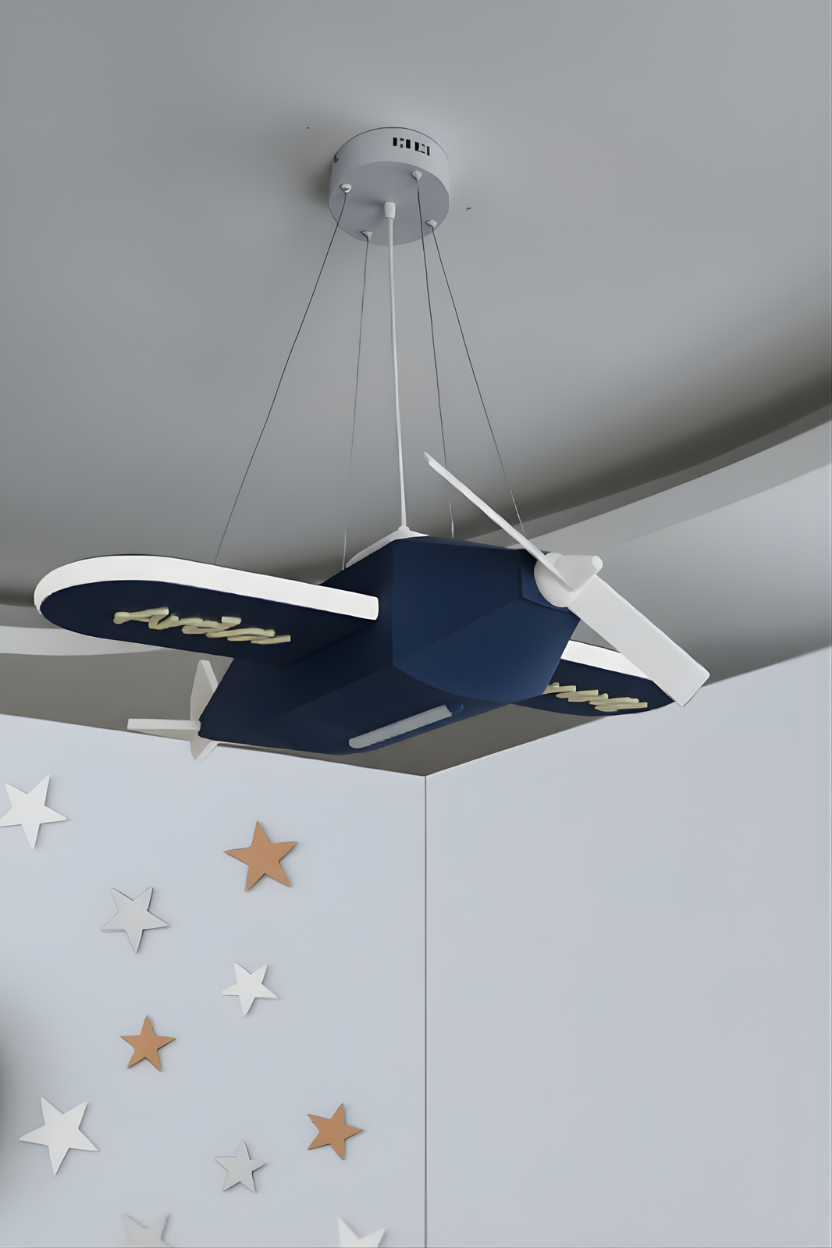 Uçak Temalı Entegre LED Çocuk Odası Sarkıt Avize (70x80 cm, Plastik) – Kişiye Özel Tasarım, El Yapımı Görünüm