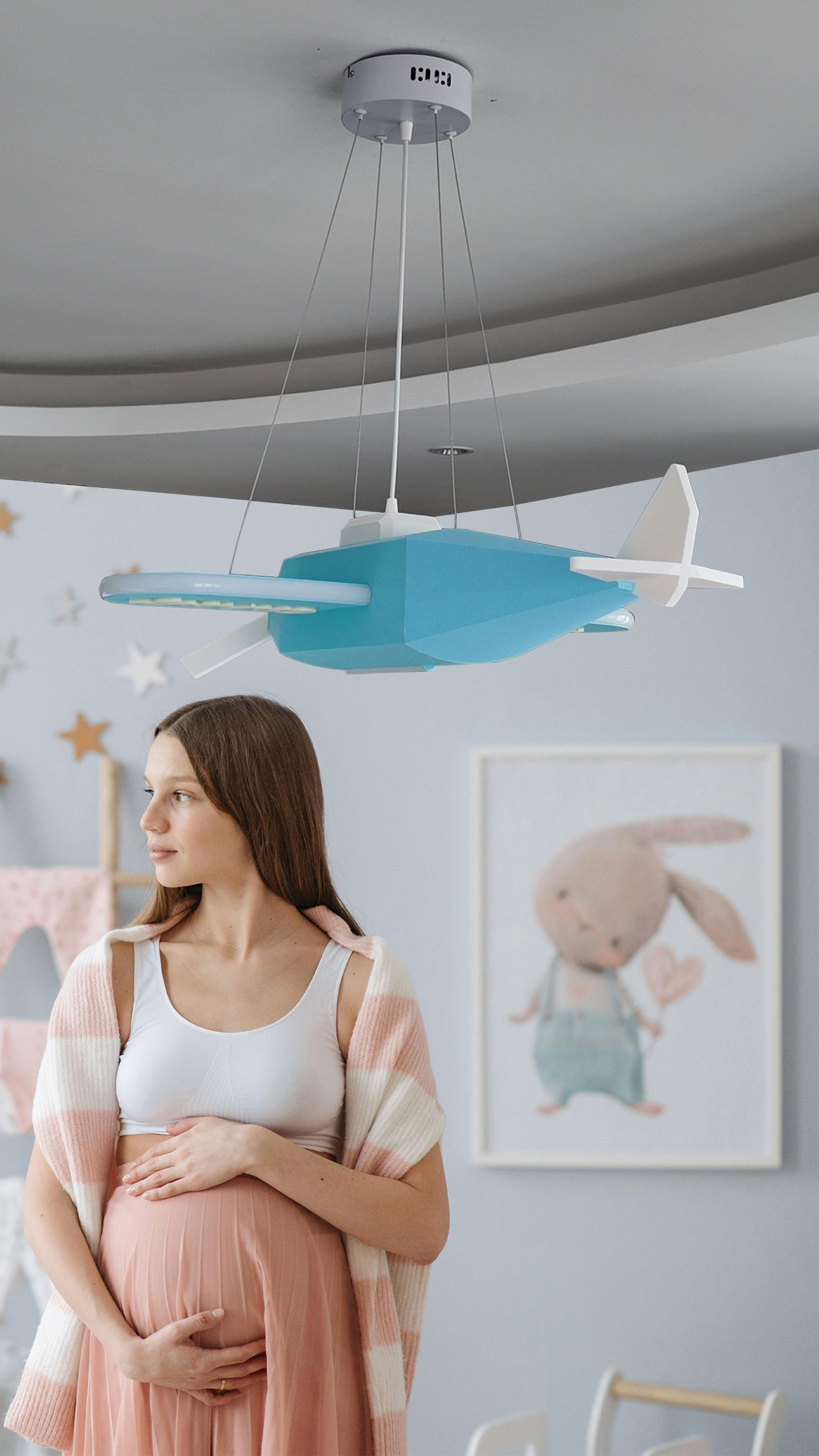 Uçak Temalı Entegre LED Çocuk Odası Sarkıt Avize (70x80 cm, Plastik) – Kişiye Özel Tasarım, El Yapımı Görünüm